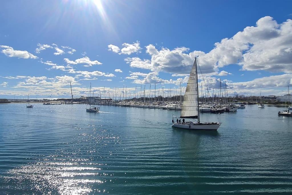 Appartement Avec Balcon, Vue Mer, Piscine, Parking Agde Exteriér fotografie